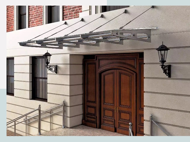 Металлические козырьки от 608 руб. в Приморско-ахтарске