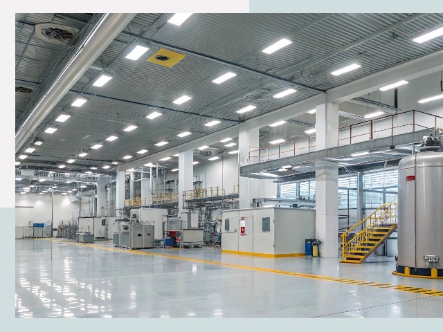 Освещение ангаров в Приморско-ахтарске от 608 руб. - Эффективные решения